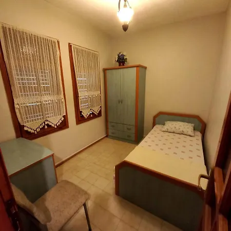 Feriehus Family House *
